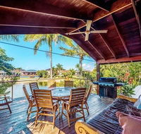 Coconut Grove Holiday House - Accommodation Broadbeach
