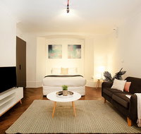 Cosy Studio Near Trains Restaurants Bars and Parks - Accommodation Broadbeach