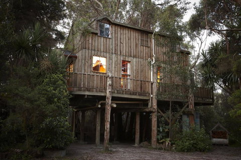 Crayfish Creek Van & Cabin Park - Accommodation Broadbeach 1