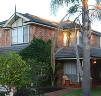 Cutmore Cottages - Highclaire House - Accommodation Broadbeach