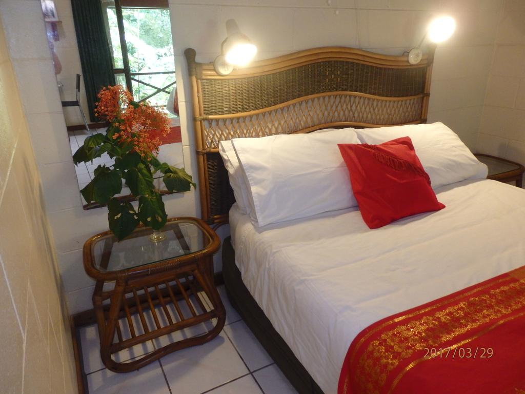 Rocky Point ACT Accommodation Broadbeach