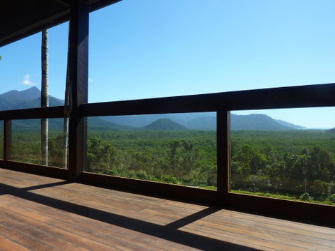 Daintree Holiday Homes - La Vista - Accommodation Broadbeach 0