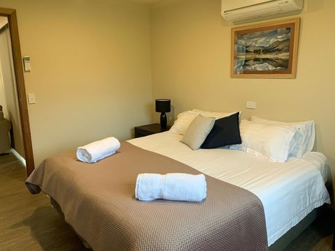 Daysend Cottages - Accommodation Broadbeach 3