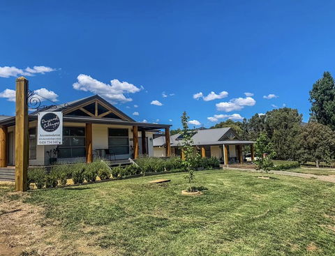 Daysend Cottages - Accommodation Broadbeach 0