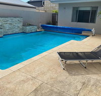 Delux Living in Wannanup - Accommodation Broadbeach