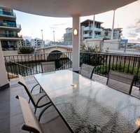 Dolphin Quay Apartment-3 Bedroom - Accommodation Broadbeach