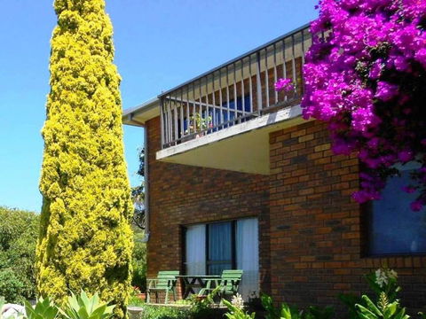 Eden Bed & Breakfast - Accommodation Broadbeach 1
