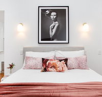 Elegant Studio in Grand Manor 20 min From Sydney - Accommodation Broadbeach