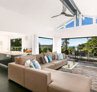 Elevated Beachside Sanctuary - Accommodation Broadbeach