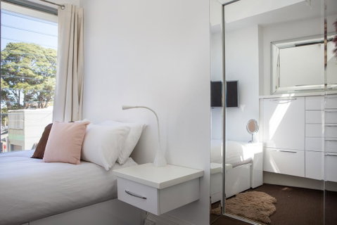 Explore Surry Hills From A Chic Inner City Terrace! - Accommodation Broadbeach 0