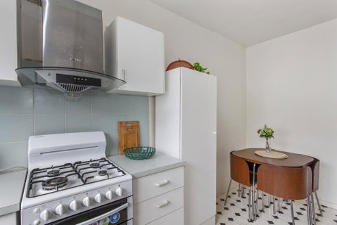 Family-friendly Apartment In Green Glen Iris - Accommodation Broadbeach 3