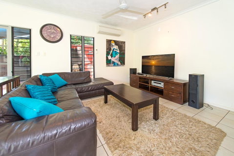 Fannie Bay Art House - Accommodation Broadbeach 3