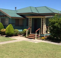 FROGGIES HOLIDAY HOUSE - Accommodation Broadbeach