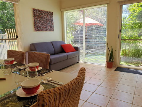 Garden Studio, Black Forest - Accommodation Broadbeach 3