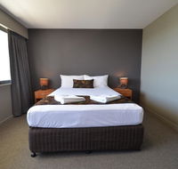 Gladstone Reef Hotel Motel - Accommodation Broadbeach