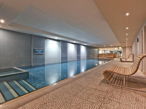 Glenelg Sunset Beach Apartment - Accommodation Broadbeach 1