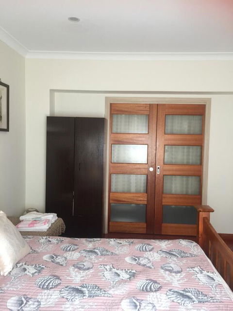 Grace Private Room - Accommodation Broadbeach 3