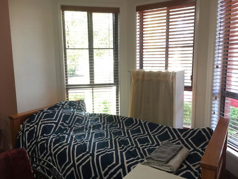 Grace Private Room - Accommodation Broadbeach 1