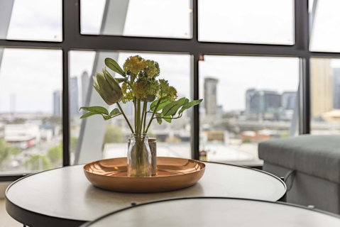 Gravity Tower - Accommodation Broadbeach 3