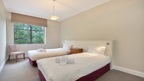Harbour Fringe Apartment - Accommodation Broadbeach 2