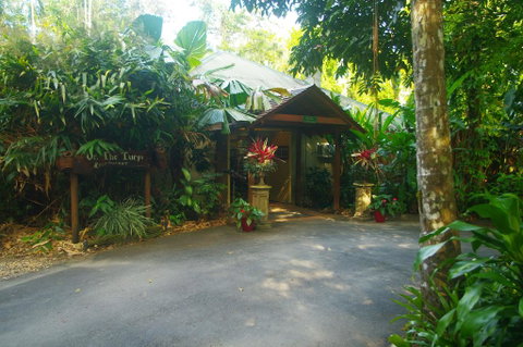 Heritage Lodge - Accommodation Broadbeach 0