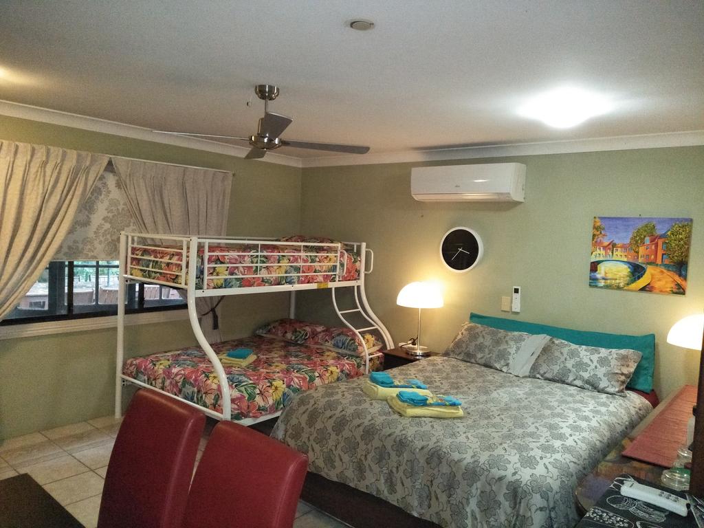 Cairns QLD Accommodation Broadbeach