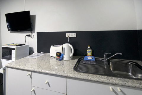 Jabiru Motel - Accommodation Broadbeach 2