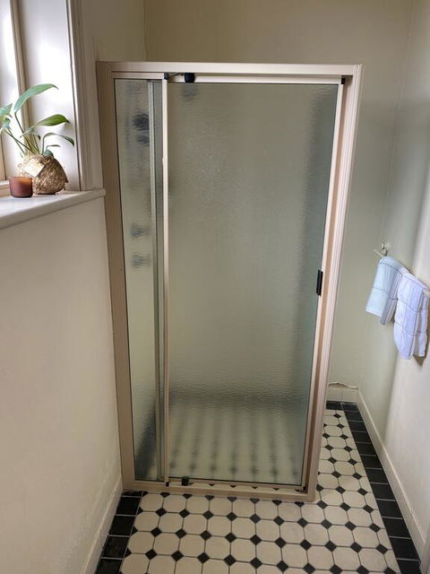 Karatta Beach Cottage - Accommodation Broadbeach 1