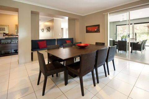 Katherine - Accommodation Broadbeach 2