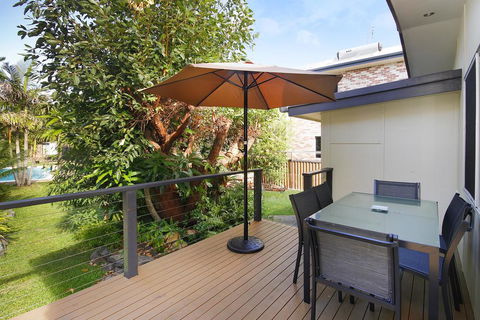 Kennedy Pde 11, Golden Beach - Accommodation Broadbeach 0