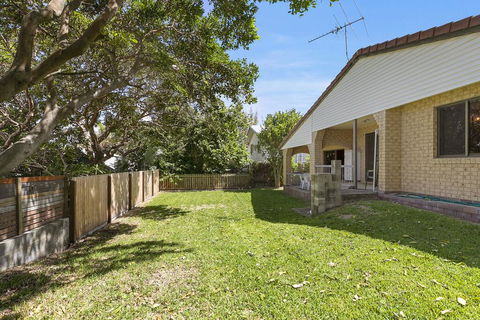 Kingfisher - Accommodation Broadbeach 0