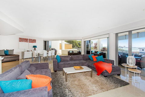 Kingscliff Ocean View Penthouse Terraces - Accommodation Broadbeach 3