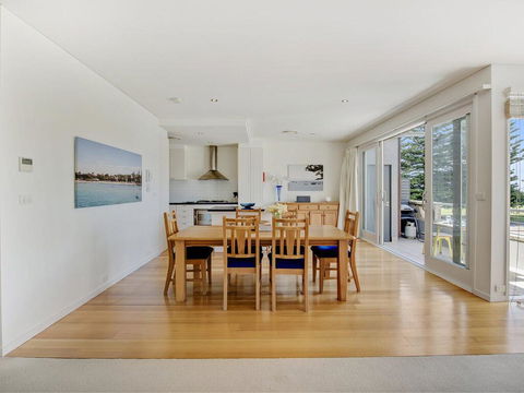 Koonya Views - Accommodation Broadbeach 2