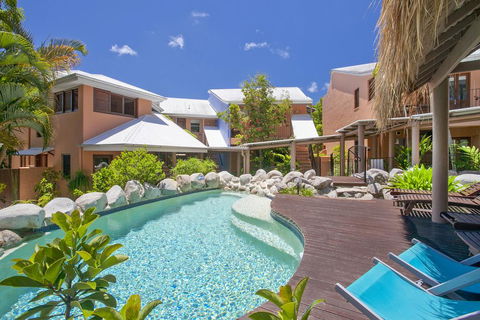 L'Auberge Noosa - Accommodation Broadbeach 2