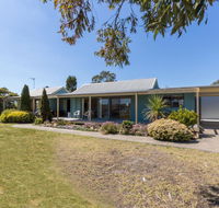Lakeview - Waterviews on Newlands Arm - Accommodation Broadbeach