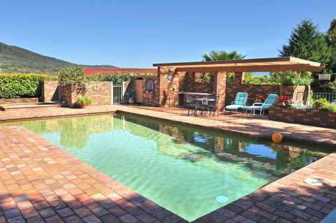 Langbrook Cottages - Accommodation Broadbeach 1