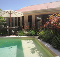 Latania Luxury Villa - Accommodation Broadbeach