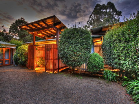 Laurels - Accommodation Broadbeach 0
