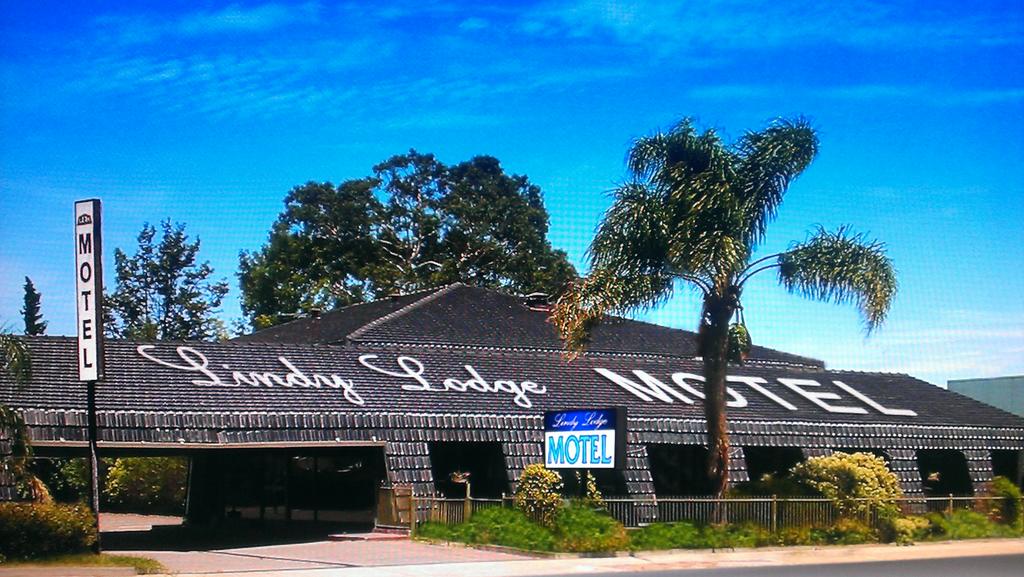 Woodville Park SA Accommodation Broadbeach