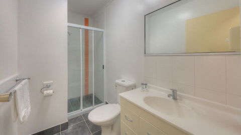 Lucinda Fishing Lodge - Accommodation Broadbeach 1