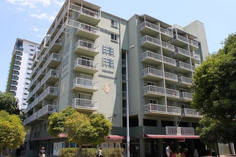 Luma Luma Holiday Apartments - Accommodation Broadbeach 2