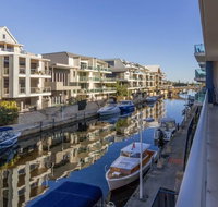 Luxurious Mandurah Marina Apartment - Accommodation Broadbeach