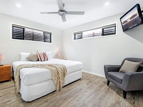 Luxury 1 Bedroom Home In Broadbeach Waters! - Accommodation Broadbeach 3