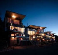 luxury Scandinavian townhouse - Accommodation Broadbeach