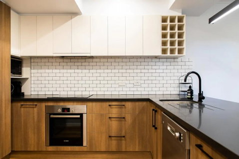 Luxury Spacious 2 Bedroom Fitzroy Apartment - Accommodation Broadbeach 1