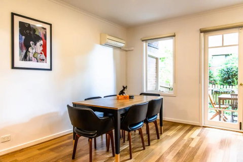 Luxury Spacious 2 Bedroom Fitzroy Apartment - Accommodation Broadbeach 2