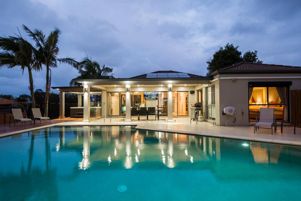 Burleigh Waters QLD Accommodation Broadbeach