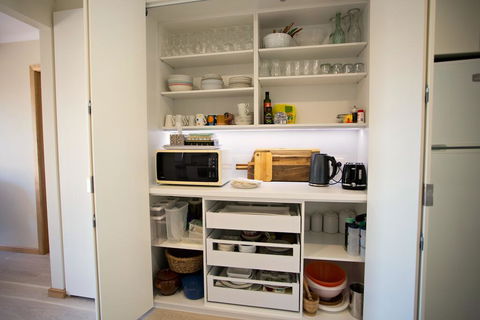 Lytton At Lonnie - Accommodation Broadbeach 1