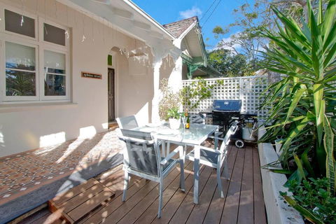 Manly Beachside 2 Bedroom House - Accommodation Broadbeach 0