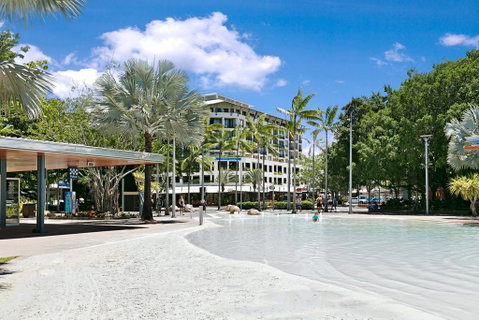 Mantra Esplanade - Accommodation Broadbeach 2